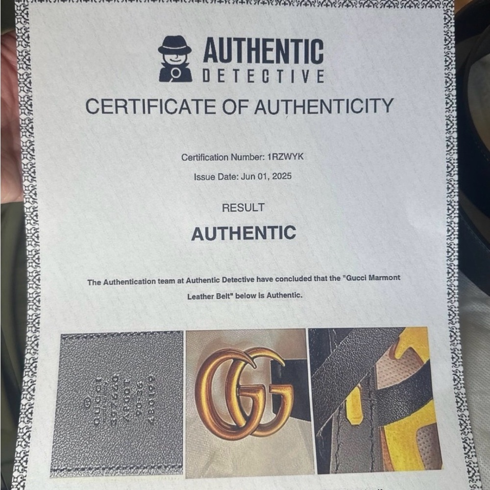 Gucci Black Belt with Gold Logo Buckle - Picture 10 of 12